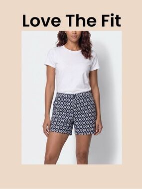 Love The Fit Bermuda Shorts Size 14
